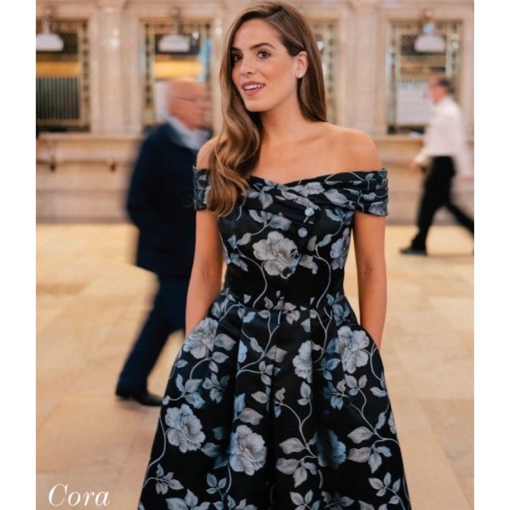 Gal Meets Glam Cora Dress